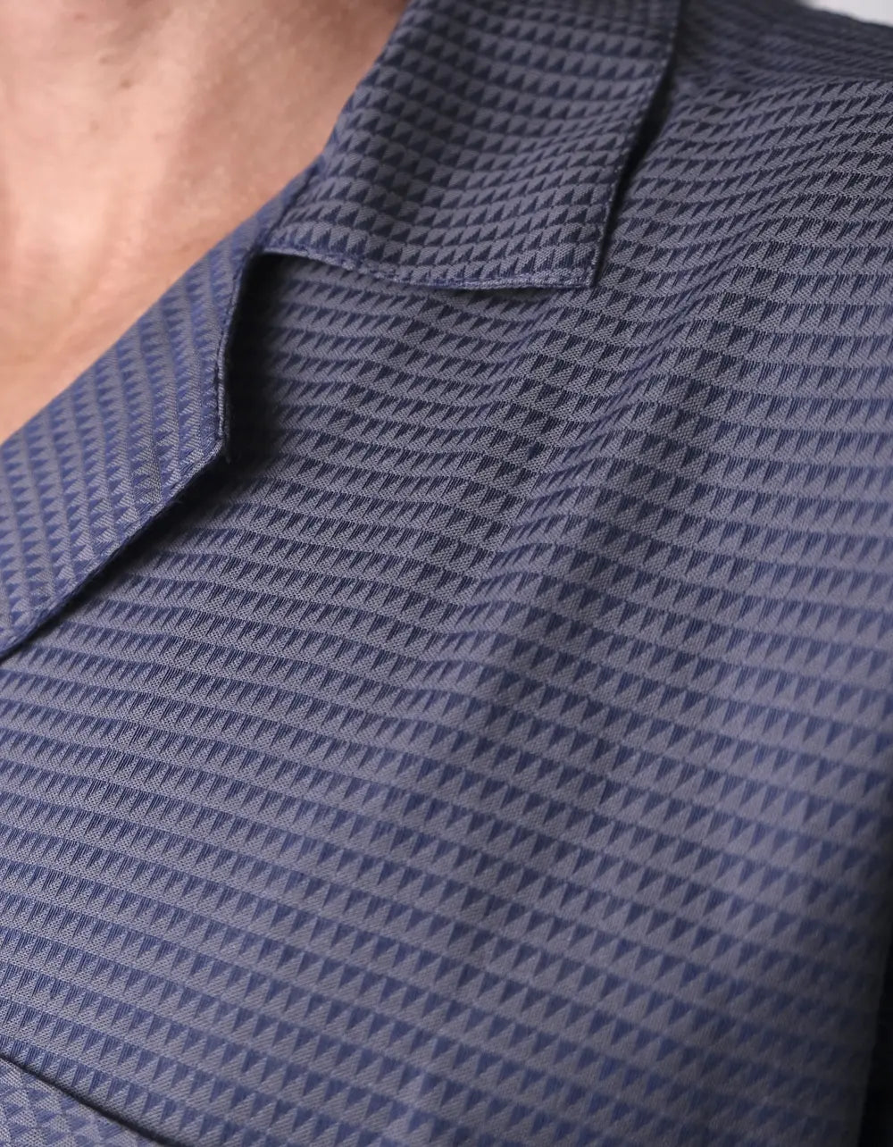 Pijama Manga Corta Gris Estampado Tiangulos Azul Oscuro