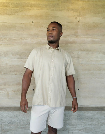 Guayabera Soluma Beige Manga Corta  - Moldería informal
