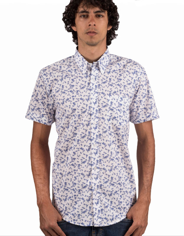 Camisa Manga Corta en Algodón Blanca Estampado Naturaleza Azúl - Moldería informal