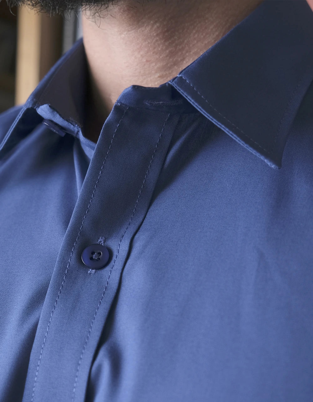 Camisa Manga Larga Sin Textura Color Azul Oscuro - Moldería slim