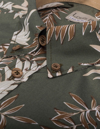 Camisa Manga Corta Verde Militar Estampado Hojas Beige - Moldería informal