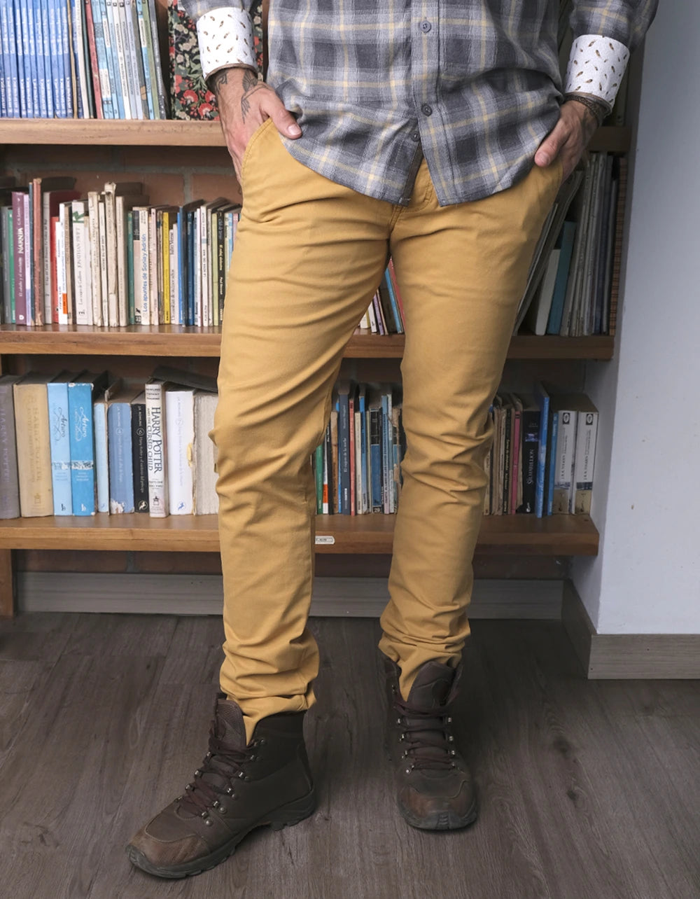 Pantalón Informal Stretch Color Mostaza