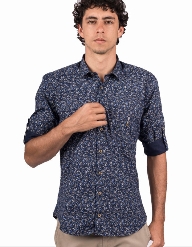 Camisa Manga Larga Estampado Floral Botones en Coco Y Detalle En Cuello - Moldería slim