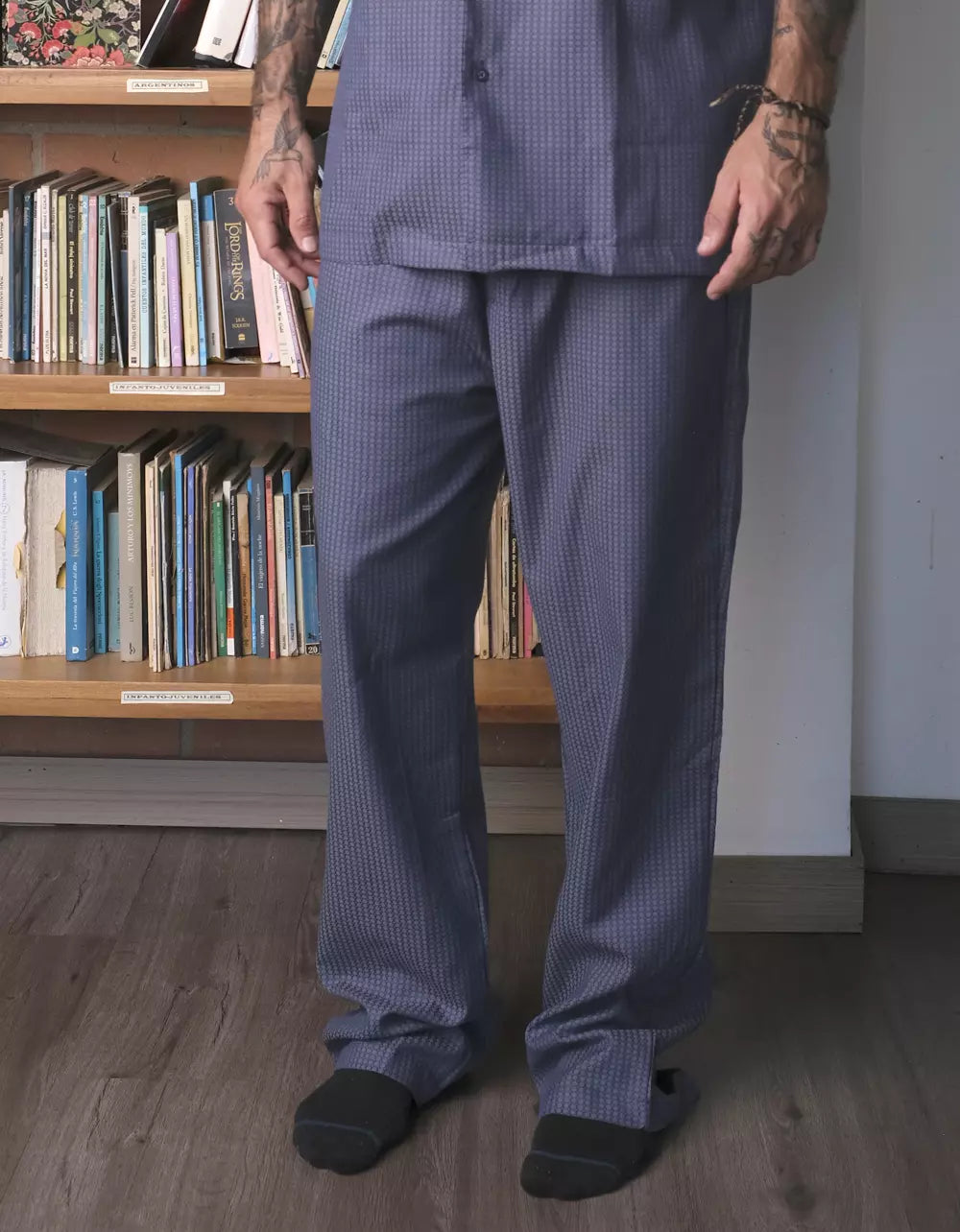 Pijama Manga Corta Azul Con Puntos Grises