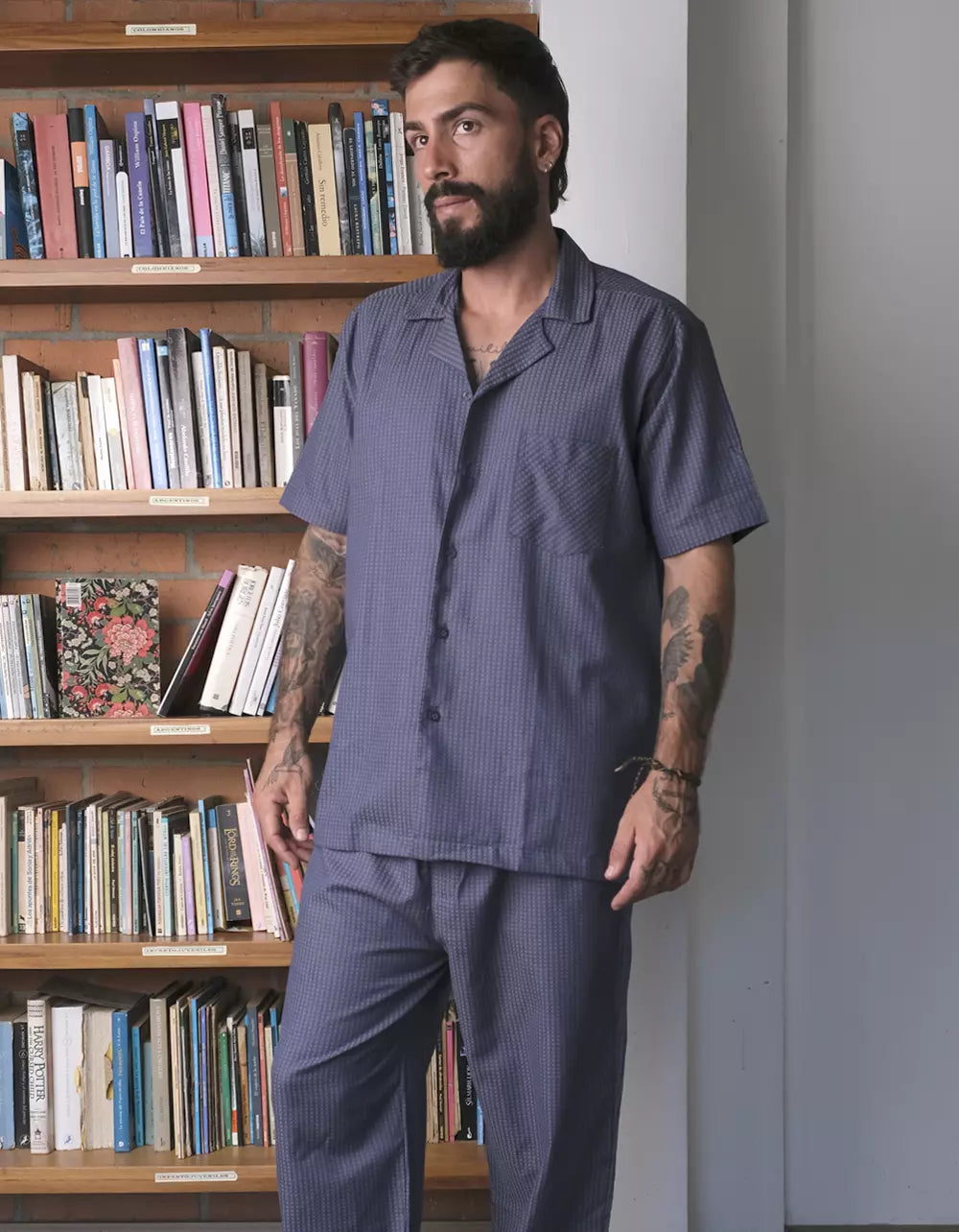 Pijama Manga Corta Azul Con Puntos Grises