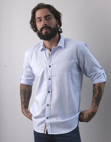 Camisa Manga Larga Azul Claro Con Charretera - Moldería slim