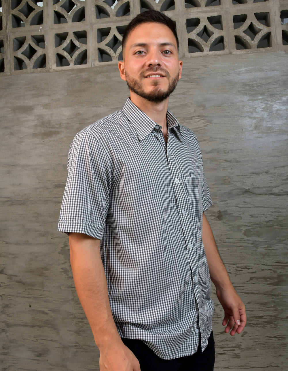 Camisa Manga Corta Cuadros Medianos Negros y Blancos - Moldería clásica